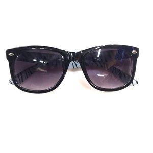 Classic Style Black & Zebra Print Sunglasses